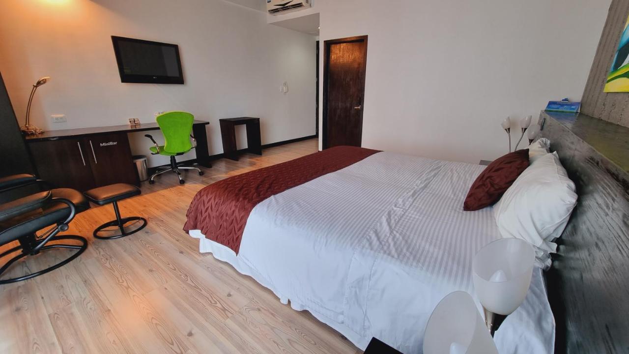 Habitat Suites Hotel Pereira Exterior foto